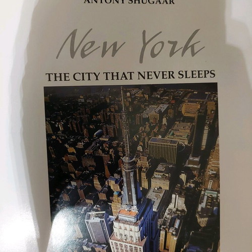 Coffee Table Book New York like new, old edition