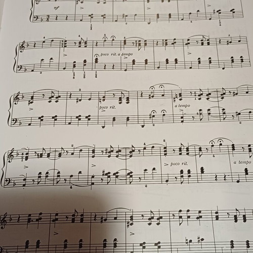 Piano Pieces for Children sheet music used, English edition