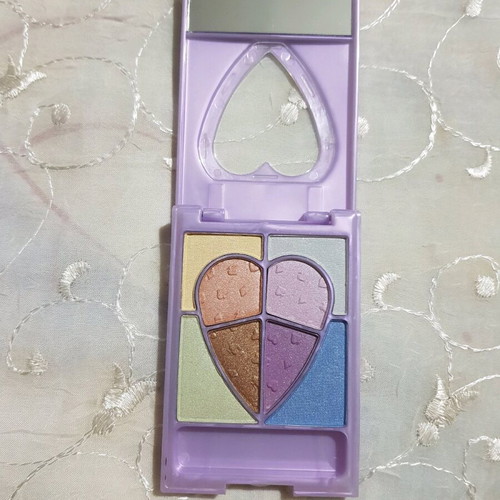Playing card palette with eyeshadows like new