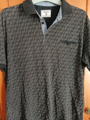 Side Effect polo shirt like new, XXL, black and gray