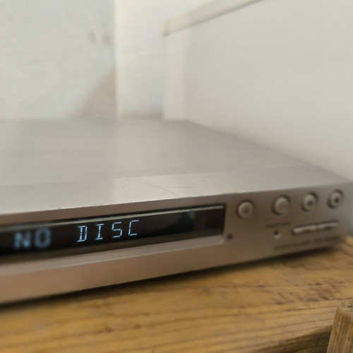 Sony DVP-NS585P CD/DVD player, ασημί