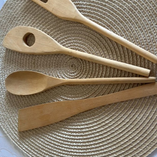 Wooden kitchen spoons with decorative jar new