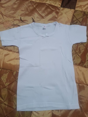 Namaldi 5 white cotton undershirts used, girls 6-8 years