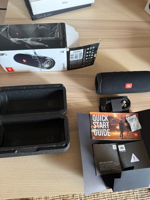 JBL Flip 5 Αδιάβροχο Φορητό Ηχείο Bluetooth 20W σαν καινούργιο Black Matte