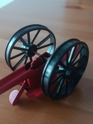 Decorative metal cannon used