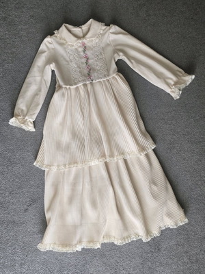 Edwardian Style Vintage Girls' Dress beige, like new