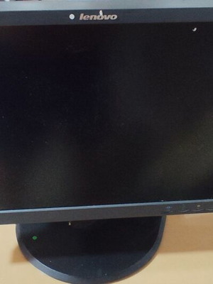 Lenovo ThinkVision L220XWC 22" monitor with 2 keyboards used
