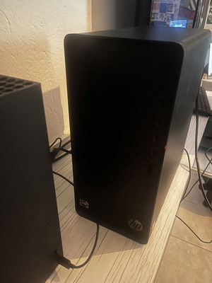 HP Desktop DCSDD9R Ryzen Vega 11 Gaming Office PC like new