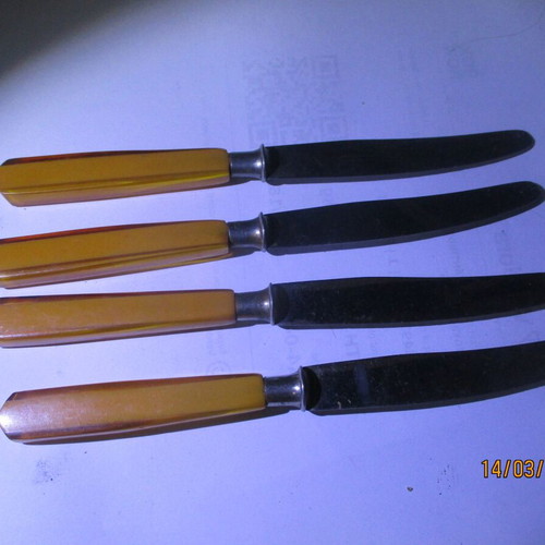 Collectible American knives like new, pack