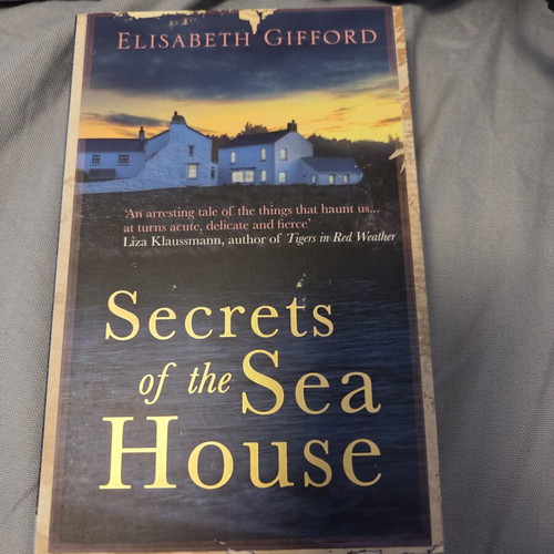 Secrets of the Sea House by Elizabeth Gifford like new