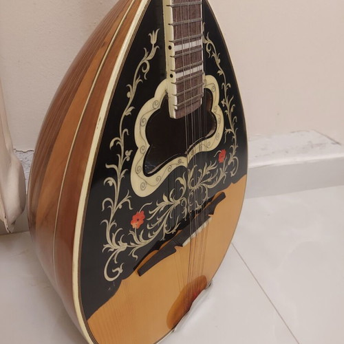 Bouzouki like new
