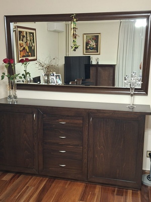 Buffet and mirror made of wood, like new