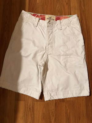 Hollister white bermuda shorts like new, size S