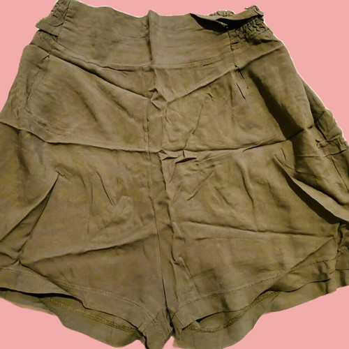 Shorts pack size M like new, multicolor