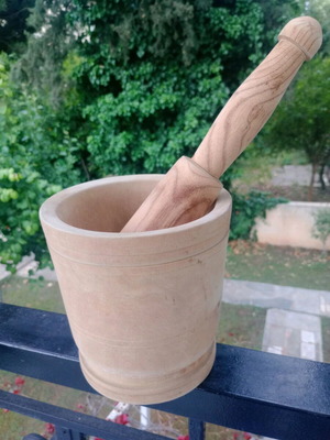 Wooden traditional mortar like new