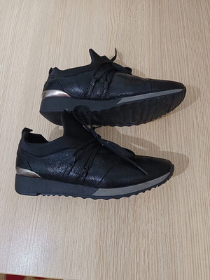 Sprox shoes like new, black, size 40 with laces