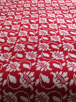 Double wool blanket new, size 2.20
