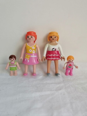 Playmobil фигури комплект от 4 броя като нови