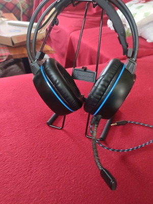Sharkoon Βάση ακουστικών X-Rest PRO επιτραπέζια μαύρη σαν καινούργιο
