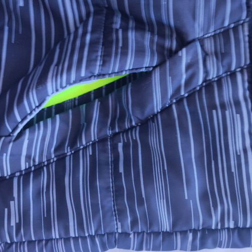 Nike sleeveless jacket like new, size 12-13
