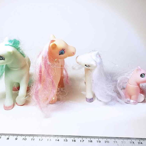 Plastic pony horses used, set
