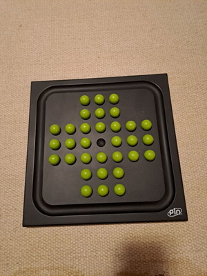 Παιχνίδι Solitaire διαστάσεων 29×29 σε άριστη κατάσταση