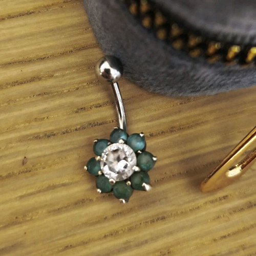 Navel piercing used, does not tarnish