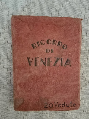 Ricordo di Venezia vintage postcard album, 20 views