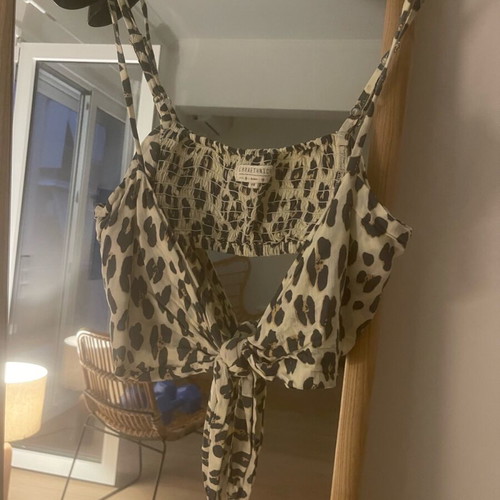 Top like new, one size