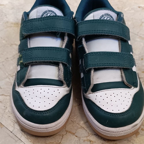 Adidas children's shoes size 33.5 used