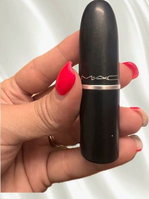 MAC 602 Chili Matte lipstick unused