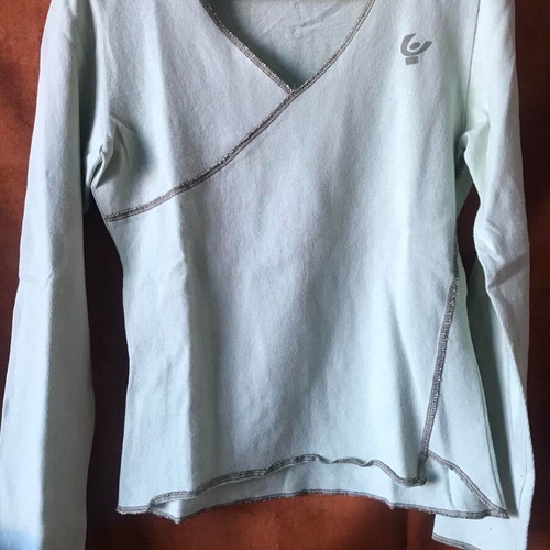 Women's blouse like new, size Small