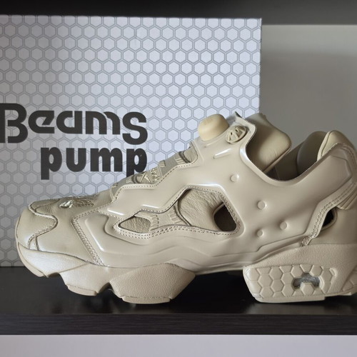 Reebok InstaPump Fury 94 new, sport shoes size 43