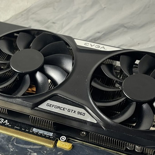 EVGA GeForce GTX 960 SSC ACX 2.0+ 2GB GDDR5 used gaming GPU