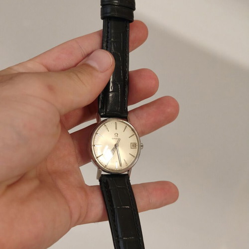 Omega Vintage dress watch manual winding 1966 ref. 132.018