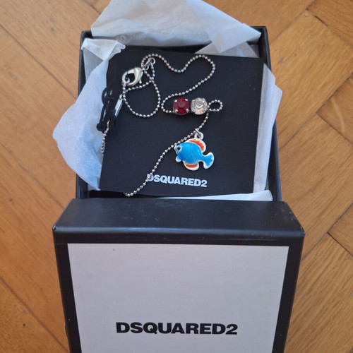 Dsquared charm necklace new, authentic in box