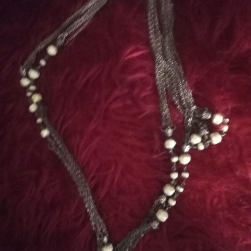 Necklace used, women's