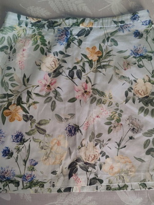 Orsay skirt size 40 like new, multicolored
