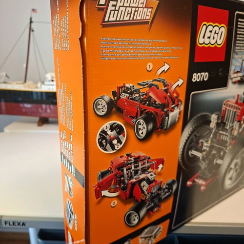 Lego Technic 8070 sealed collectible set 2011 new