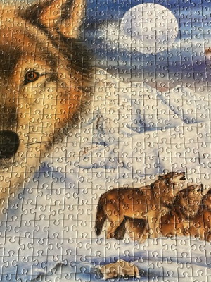 Πίνακας από puzzles λύκος σε χιονισμένο τοπίο σαν καινούργιο