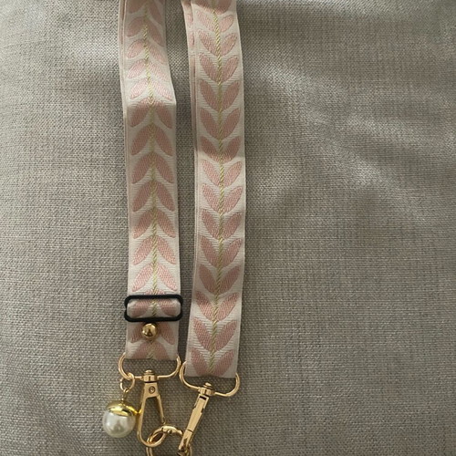 Mobile phone strap new in pink color