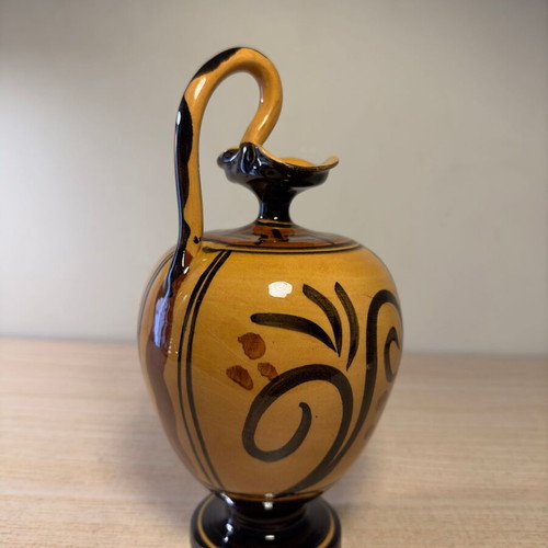 Ancient Greek kanata used, black-figure style