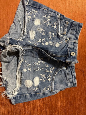 Bershka denim shorts used, size 32