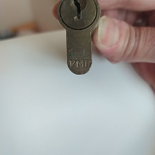 Vintage locks set of 4 used, 2 with keys, 6 cm and 5.5 cm