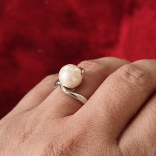 Silver ring 925 with natural pearl, like new