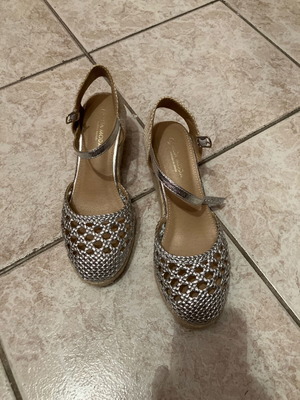 Espadrilles Alta Moda platform sandals like new, silver beige, size 39