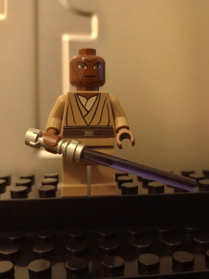 Lego Star Wars Minifigure Mace Windu with accessories like new