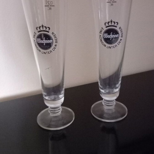 Collectible glasses from famous Belgian beer houses like new