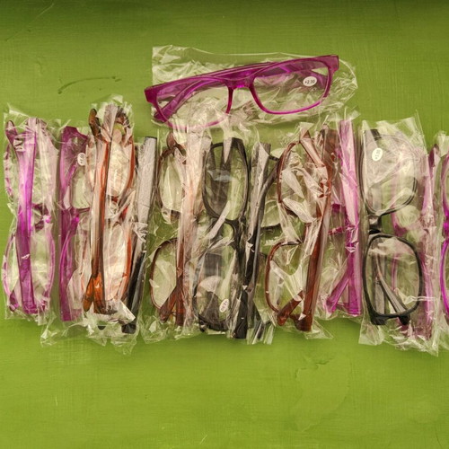 Presbyopia glasses new in various strengths