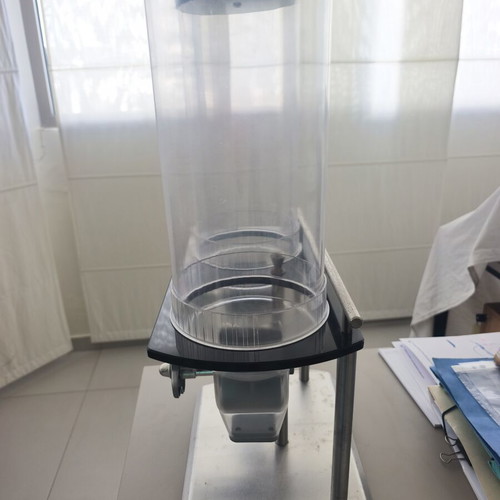 Garibaldi cereal dispenser used, 2 compartments